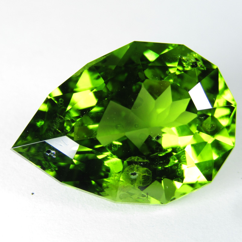 Benefits of the Leo Birthstone 