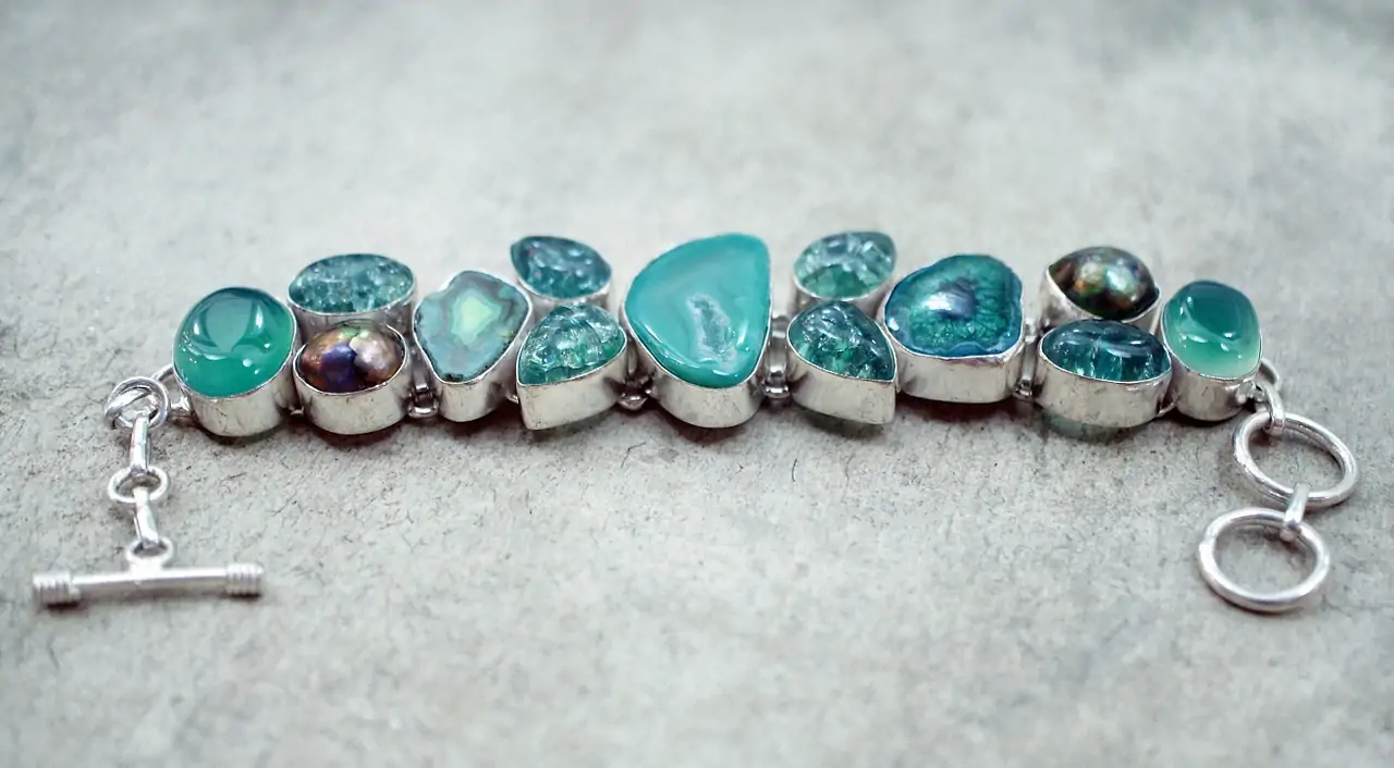 Considerations When Purchasing Apatite Jewelry