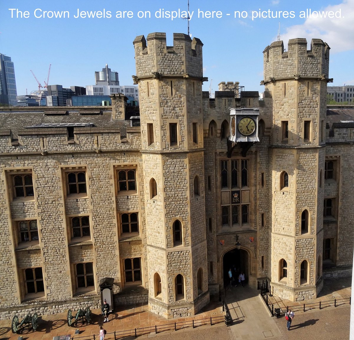 Top 1: The Jewel House