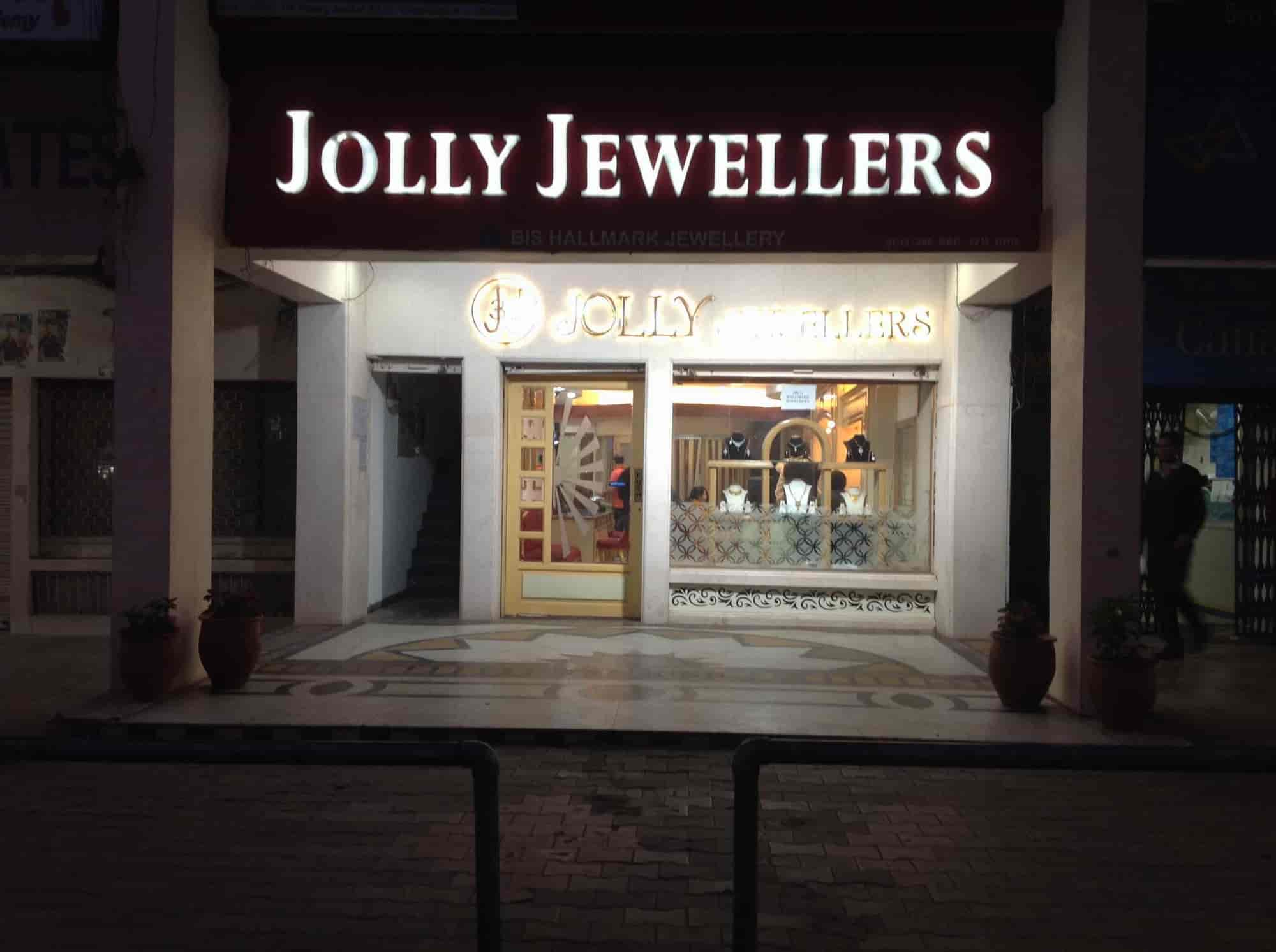 Top 3: Jollys Jewellers