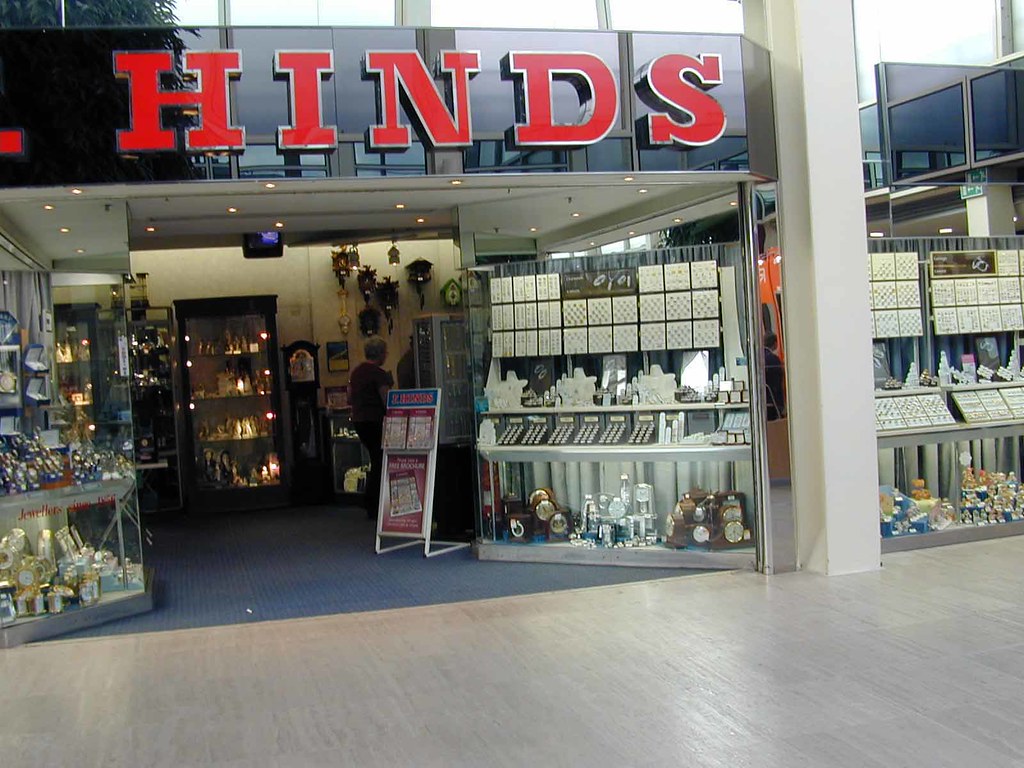 Top 6: F.Hinds the Jewellers