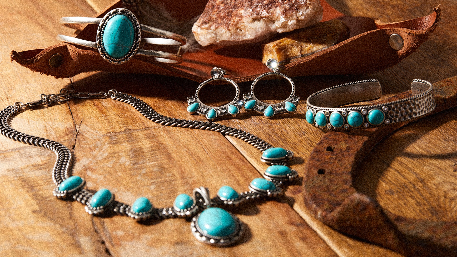 Turquoise and Its Use in Jewelry Design