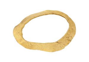Lylie's yellow gold Iverni Celtic bangle