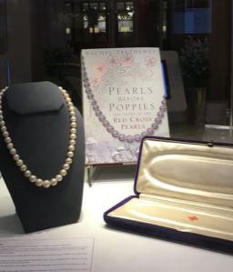 red cross pearl appeal necklace discovery